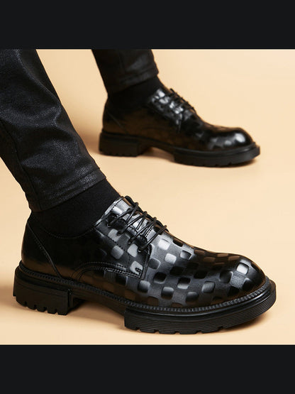 Black handcrafted genuine leather shoes - color image