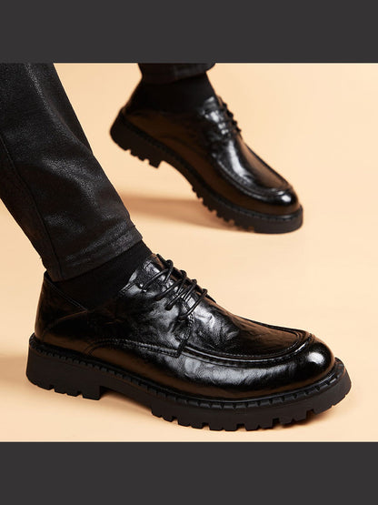 Black handcrafted genuine leather shoes - color image
